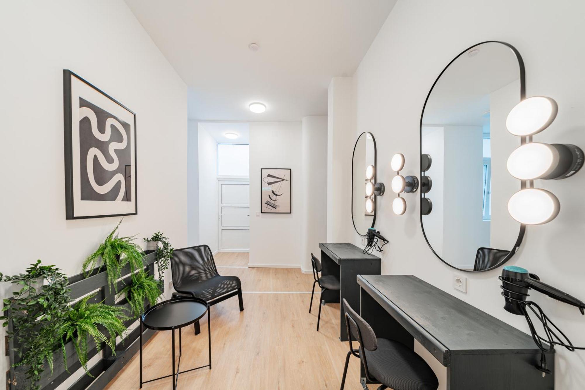 Hostel Chic By Home2 Wien